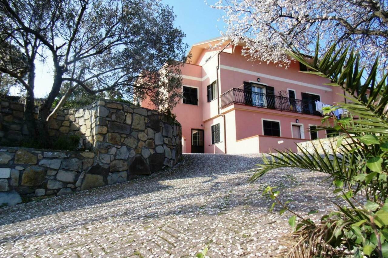 Appartamento In Magnifica Zona Residenziale Andora Экстерьер фото